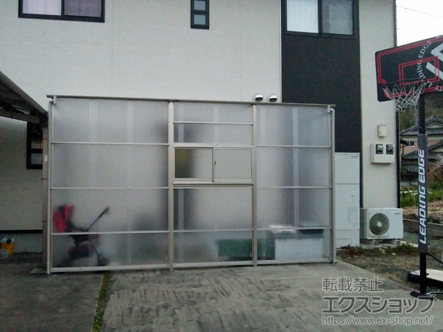 熊本県上天草市ののテラス囲い・サンルーム ストックヤードII 片側ドア付きタイプ 積雪〜20cm対応 施工例