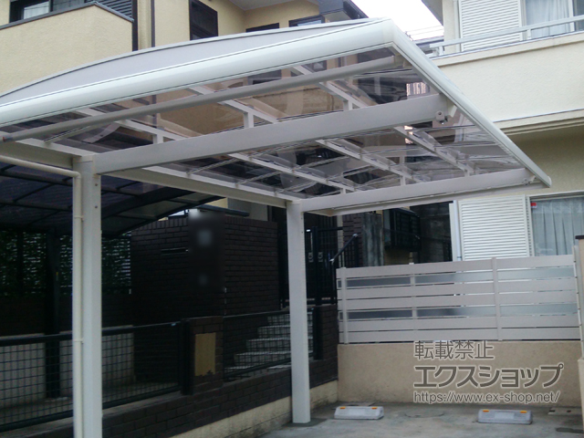 東京都町田市ののカーポート フーゴAプラス (アーチスタイル) 積雪〜20cm対応 施工例