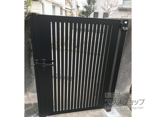 兵庫県神戸市のの門扉 ライシス門扉 4型 太たて桟 片開き 柱使用 施工例