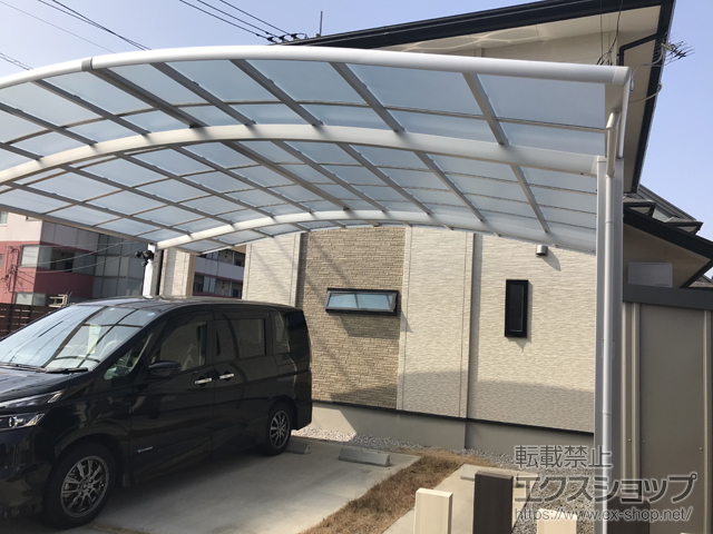 群馬県前橋市ののカーポート ネスカR (ラウンドスタイル) ワイド 積雪〜20cm対応 施工例