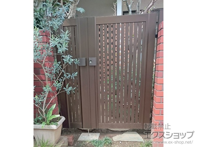 千葉県千葉市のの門扉 エクスライン門扉6型 両開き親子 門柱仕様 施工例
