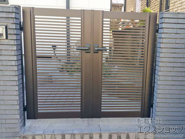 埼玉県さいたま市のの門扉 エクスライン門扉1型 両開き　門柱使用 施工例