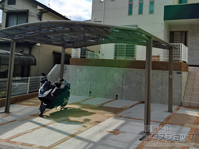 兵庫県川西市ののカーポート ネスカR (ラウンドスタイル) ワイド 積雪〜20cm対応 施工例