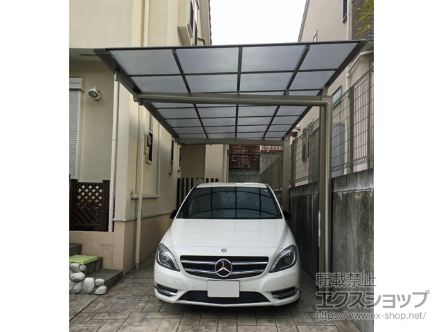 東京都町田市ののカーポート ニューマイリッシュ 逆勾配 前下がり マテリアルカラー 積雪〜20cm対応 施工例