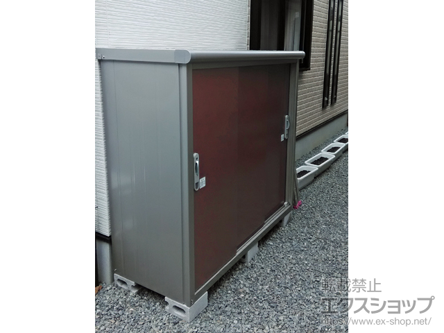 大阪府大阪狭山市のの物置・屋外倉庫 エスモ 一般型 1650×650×1501 ESE-1606E-MR 施工例