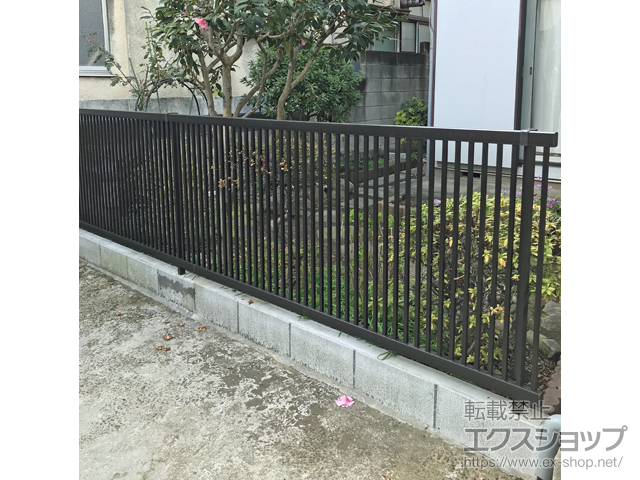 東京都港区ののフェンス・柵 エクスラインフェンス13型 自由柱 施工例