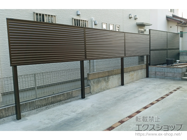 群馬県高崎市ののフェンス・柵 ミエーネフェンス 目隠しルーバータイプ 2段柱施工 施工例
