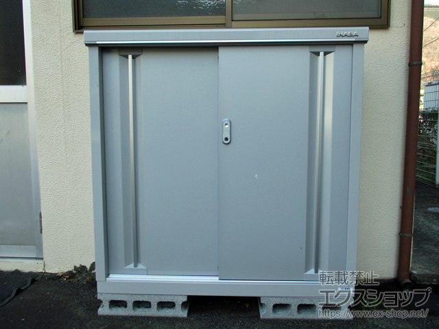 神奈川県相模原市のの物置・屋外倉庫 シンプリー 一般型 1100×415×1103 MJX-114B 施工例