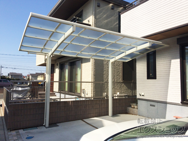 埼玉県上尾市ののカーポート ネスカR (ラウンドスタイル) 積雪〜20cm対応 施工例