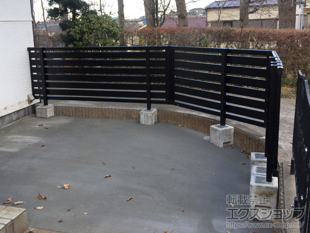 埼玉県富士見市ののフェンス・柵 モクアルフェンス 横板タイプ 自由柱 施工例