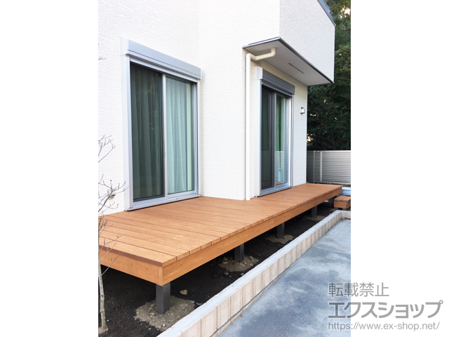 東京都練馬区ののウッドデッキ 彩木 ハイブリットガーデンデッキ＋彩木 ステップ1段 施工例