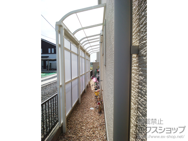 愛知県みよし市ののストックヤード スピーネストックヤードR型 パネルタイプ スクリーン仕様 積雪〜20cm対応 施工例