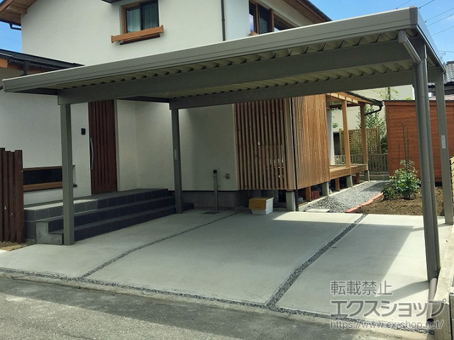 長野県長野市のLIXIL リクシル（トステム）のカーポート テリオスポートIII 1500 2台用 角柱4本仕様 積雪〜50cm対応 施工例