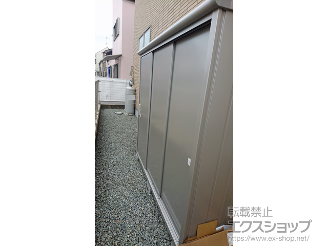 大阪府羽曳野市のの物置・屋外倉庫 エスモ 一般型 2100×650×1959 ESE-2106A-SS 施工例