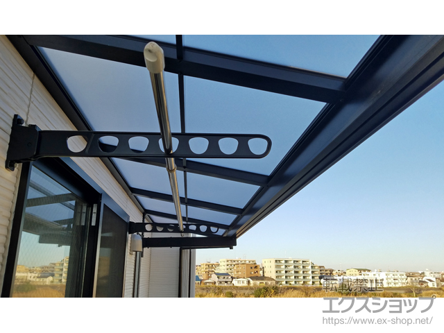 神奈川県横浜市ののバルコニー・ベランダ屋根 スピーネ F型 ルーフタイプ 単体 積雪〜20cm対応 施工例