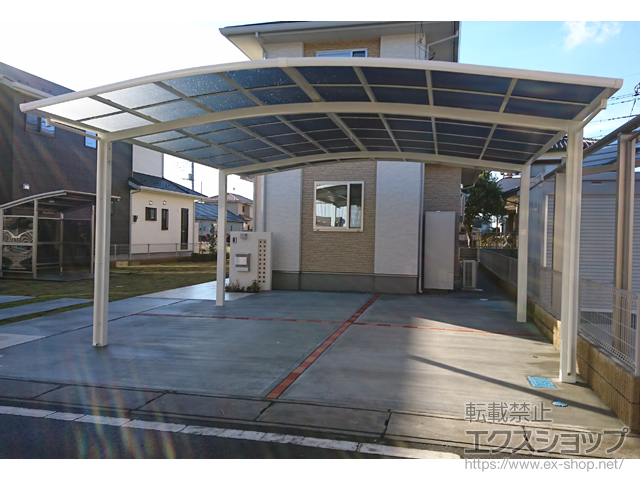 茨城県結城市ののカーポート ネスカR (ラウンドスタイル) ワイド 積雪〜20cm対応 施工例