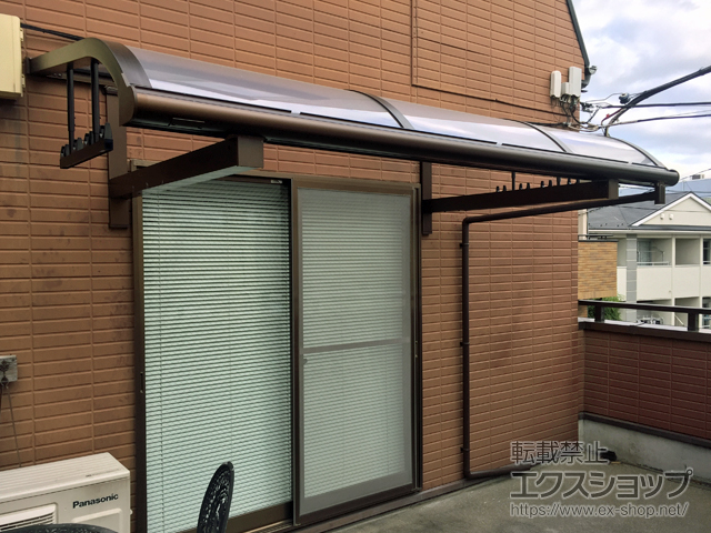 東京都練馬区ののバルコニー・ベランダ屋根 ヴェクターテラス R型 ルーフタイプ 単体 積雪〜20cm対応 施工例