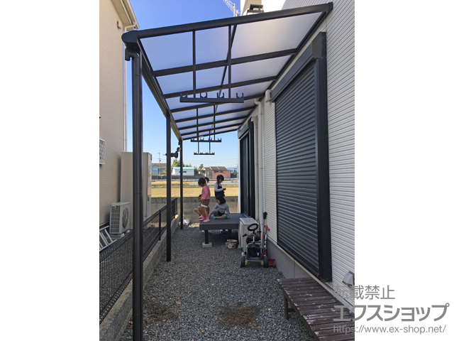 和歌山県和歌山市ののテラス屋根 プレシオステラス F型 テラスタイプ 連棟 積雪〜20cm対応 施工例