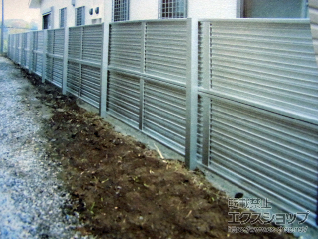 神奈川県横浜市ののフェンス・柵 ミエーネフェンス 目隠しルーバー 2段支柱施工 施工例