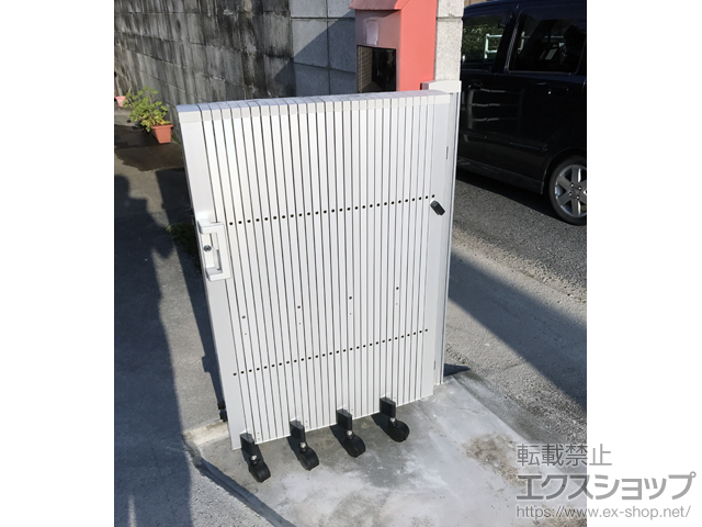 福岡県田川郡福智町ののカーゲート トリップゲート イノーバH キャスタータイプ 片開き 54S 施工例