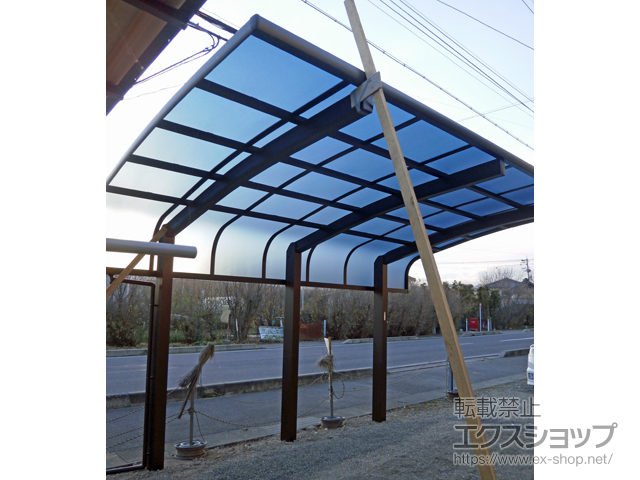 長野県千曲市ののカーポート レイナキャップポートグラン50　積雪〜50cm対応 施工例