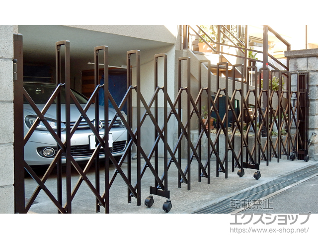 東京都日野市ののカーゲート トリップゲート RB型 ノンレール 片開き 41S 施工例