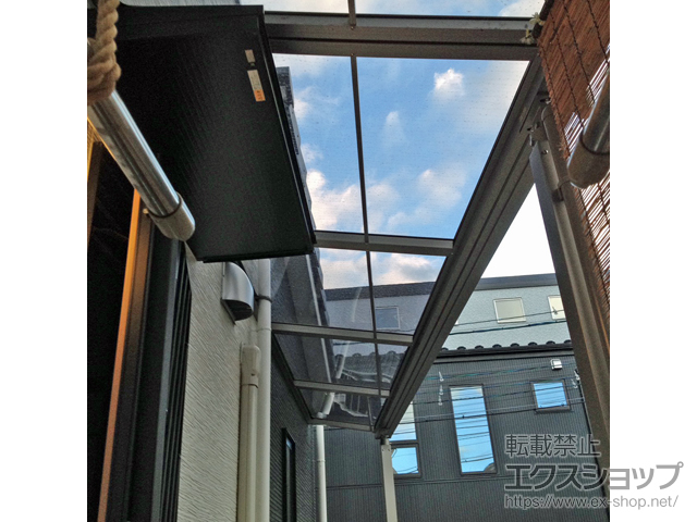 滋賀県大津市ののテラス屋根 スピーネ F型 テラスタイプ 単体 積雪〜20cm対応 *正面台形納まり 施工例