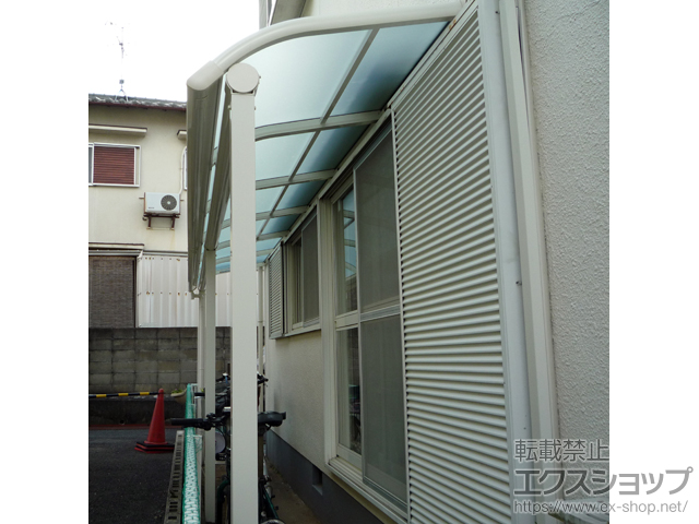 大阪府羽曳野市ののテラス屋根 ヴェクターテラス R型 テラスタイプ 連棟 積雪〜20cm対応 施工例