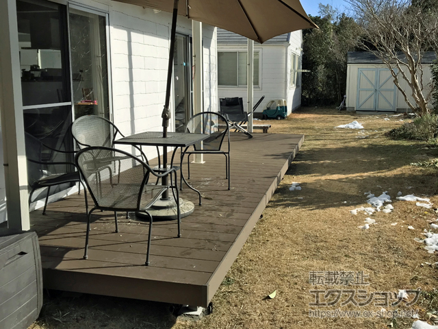 神奈川県三浦郡葉山町ののウッドデッキ 樹ら楽ステージ 施工例