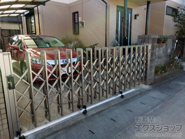 茨城県取手市ののカーゲート トリップゲート ストロンゲート ガイドーレール後付けタイプ 片開き 36S 施工例