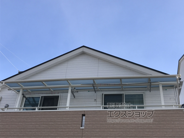 大阪府吹田市ののバルコニー・ベランダ屋根 ヴェクターテラス F型 屋根タイプ 連棟 積雪〜20cm対応 施工例