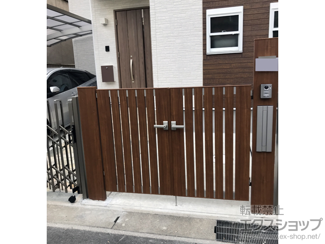 千葉県市川市のの門扉 ルシアス門扉BS02型 たて多スリット 両開き 複合カラー 門柱使用 施工例