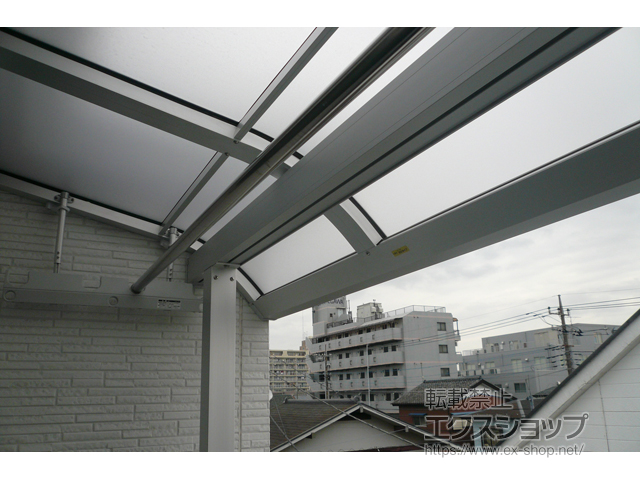 埼玉県川口市ののバルコニー・ベランダ屋根 スピーネ R型 屋根タイプ 単体 積雪〜20cm対応 施工例