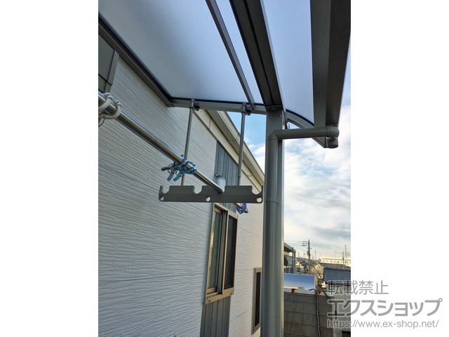 東京都江戸川区ののバルコニー・ベランダ屋根 スピーネ R型 屋根タイプ 単体 積雪〜20cm対応 施工例