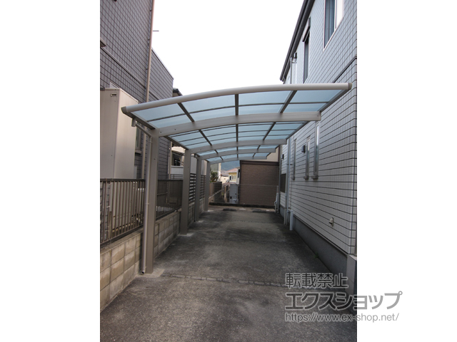 長崎県長崎市ののカーポート レイナポートグラン 縦連棟　積雪〜20cm対応 施工例