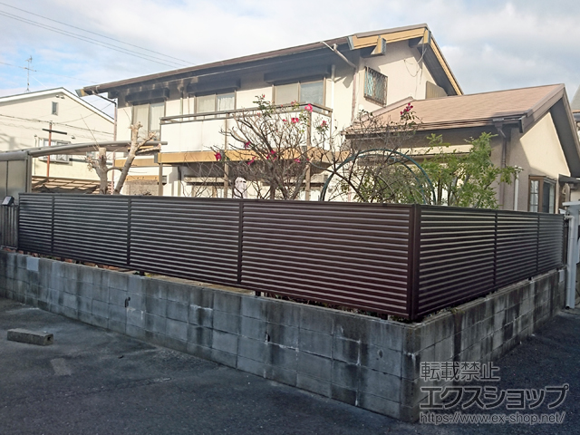 大阪府高槻市ののフェンス・柵 ミエーネフェンス 目隠しルーバータイプ 自由柱施工 施工例