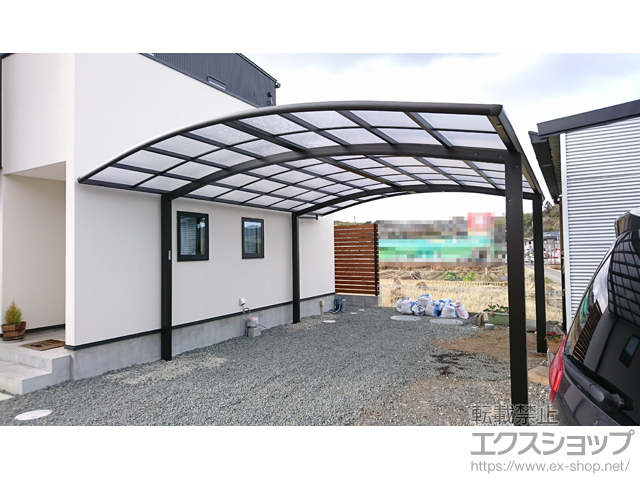 和歌山県紀の川市ののカーポート レイナツインポートグラン　積雪〜20cm対応 施工例