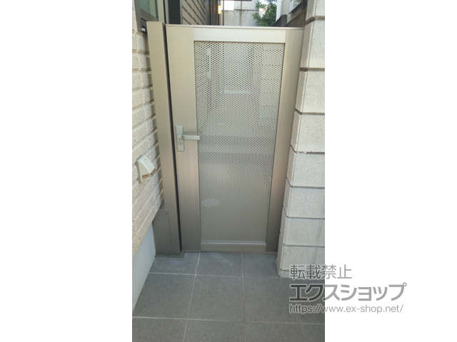 東京都目黒区のの門扉 ライシス門扉 12型 パンチパネル 片開き 柱使用 施工例