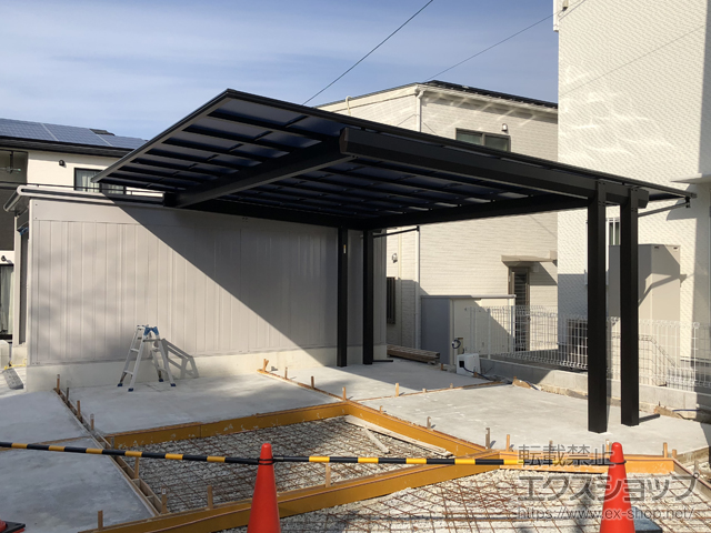 広島県呉市ののカーポート エフルージュツインEX 後方支持タイプ 積雪〜20cm対応 施工例
