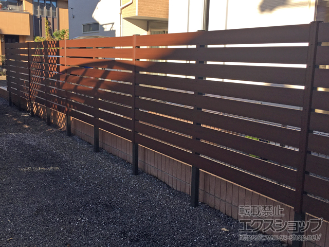 栃木県宇都宮市ののフェンス・柵 マイティウッド ベーシック 120幅 隙間20mm　※2段追加 施工例