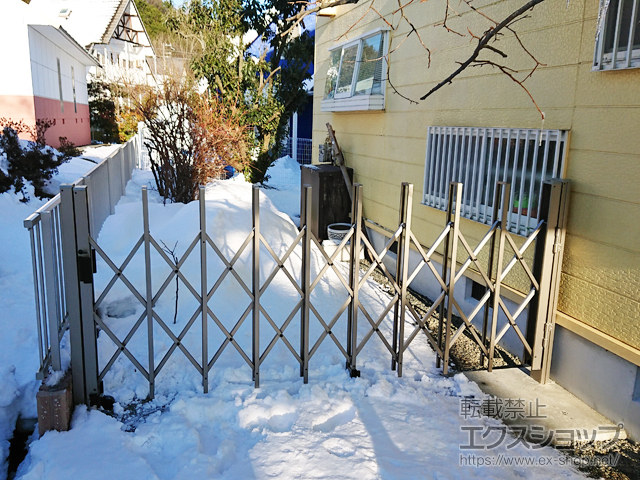 京都府宮津市ののカーゲート トリップゲート RA型 ノンレール 片開き 27S 施工例