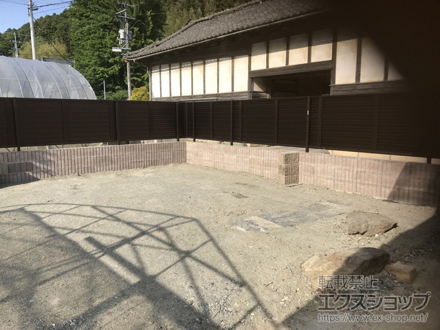 宮城県石巻市ののフェンス・柵 ミエーネフェンス 目隠しルーバータイプ 自由柱施工 施工例