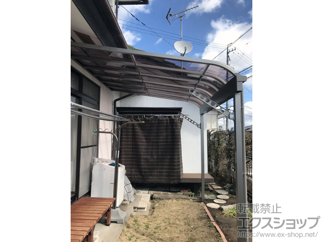 長野県長野市ののテラス屋根 スピーネ R型 1500 テラスタイプ 単体 積雪〜50cm対応 施工例