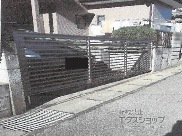 千葉県八街市ののカーゲート オーバードアS1型 手動式 施工例