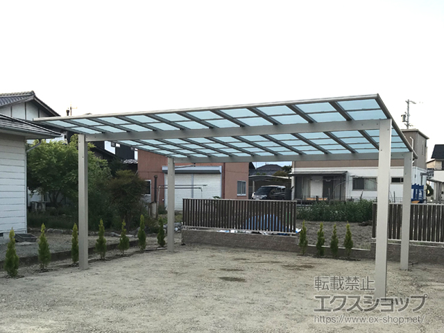 長野県飯田市ののフェンス・柵 ルシアスフェンスF03型 たて半目隠し 木調カラー 自由柱施工 施工例