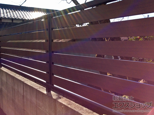 埼玉県さいたま市ののフェンス・柵 モクアルフェンス 横板タイプ 自由柱施工 施工例