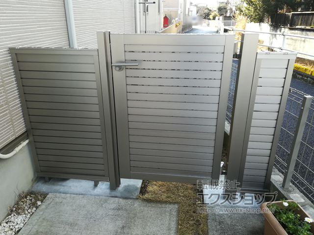 静岡県駿東郡清水町のの門扉 プレスタ門扉 5型 横目隠し 片開き 柱使用 施工例