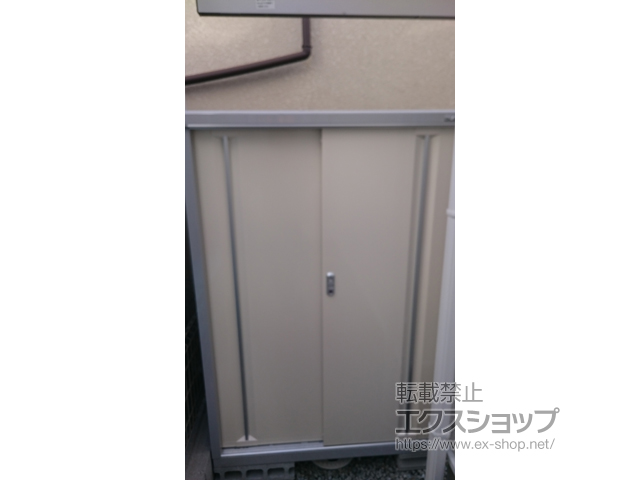 大阪府高槻市のの物置・屋外倉庫 シンプリー 一般型 1100×615×1603 MJX-116D-FW 施工例