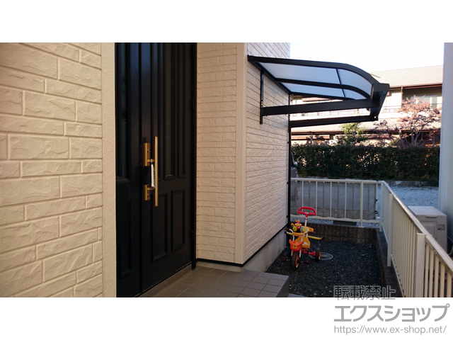 静岡県浜松市ののテラス屋根 スピーネ R型 ルーフタイプ 単体 積雪〜20cm対応 施工例