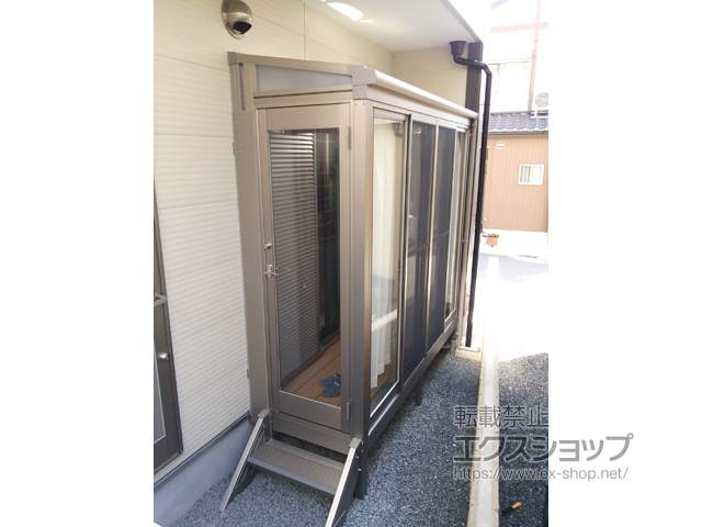 京都府京都市ののテラス囲い・サンルーム サニージュ F型 床納まり ランマ無 積雪〜20cm対応 *片袖納まり 施工例